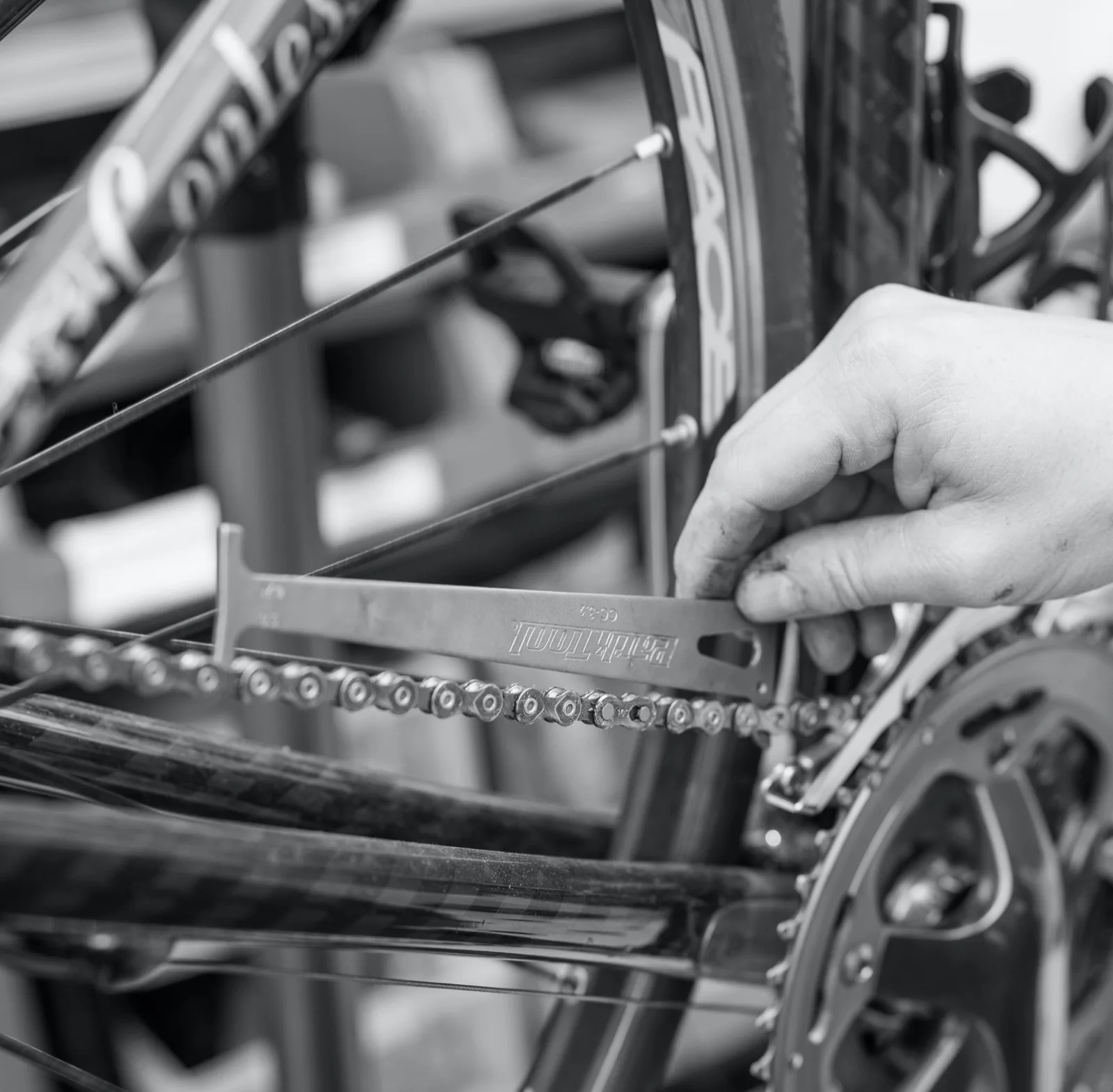 bike chain being measured