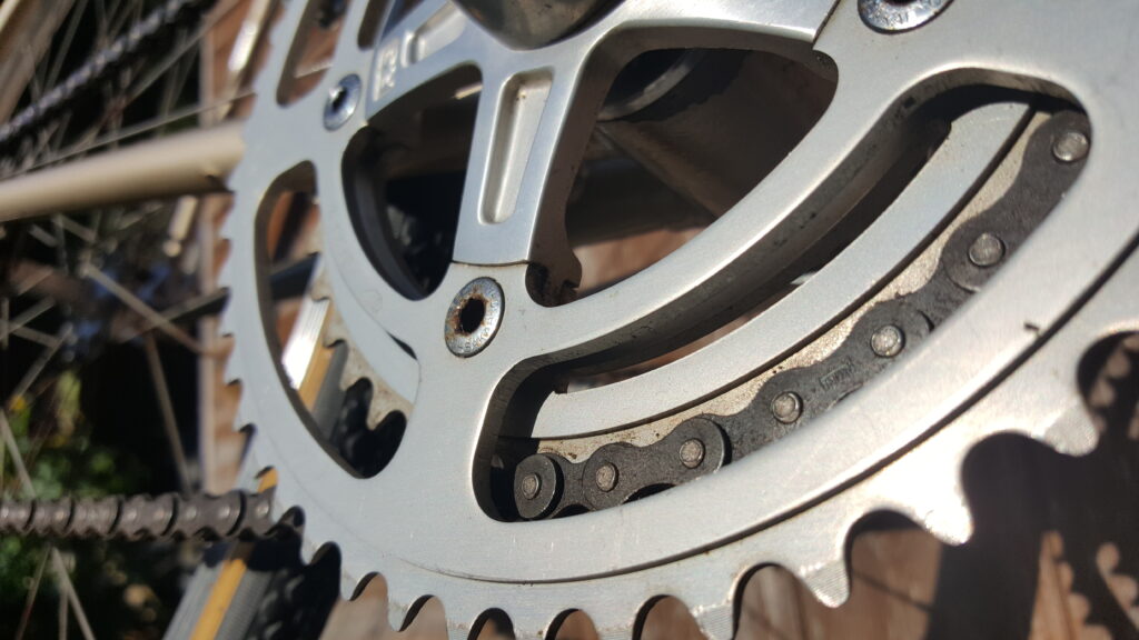 close up of a wheel cassette and chain